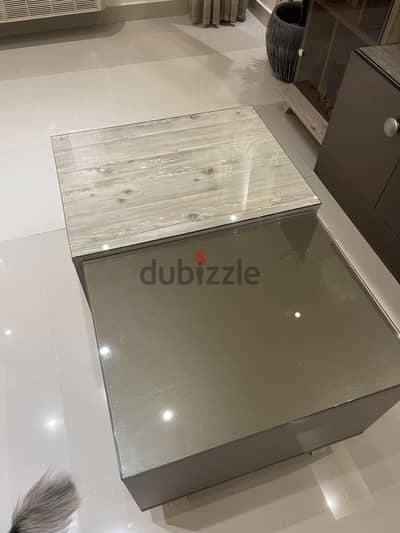 ترابيزه وسط من محلات hub furniture
