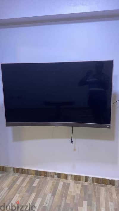 شاشة TCL