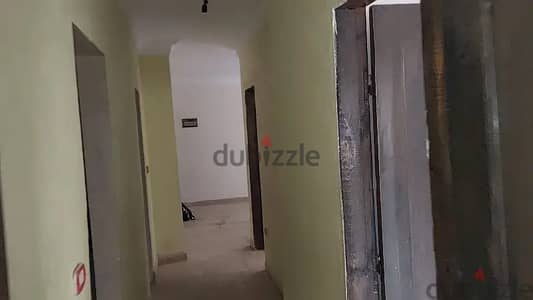 شقة ممتازة للبيع بعزبة النخل