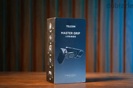 Master grip for iPhone ( 13 to 17 pro max ) جديد