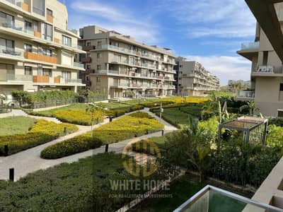 Apartment ultra modern finishing, fully furnished, for rent in Sodic Villete Compound New Cairo nearest to garden & pool & Gym & restaurants & Mivida.