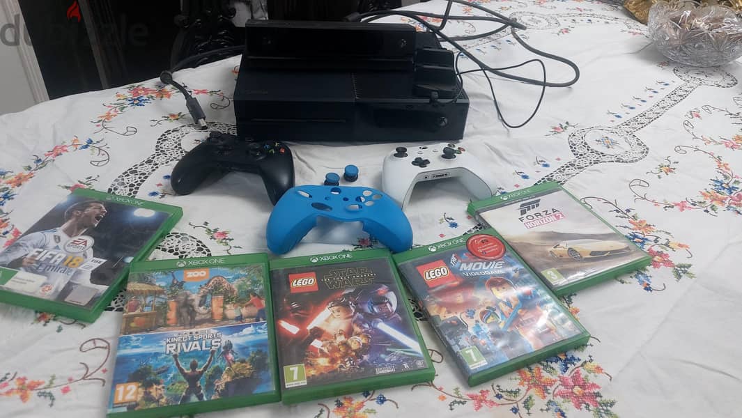 Xbox one good condition 2