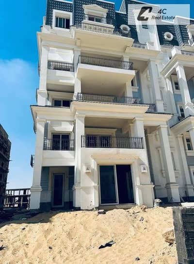 For sale i-villa roof  230m corner lowest down payment , installments in best location in mountain view i-city 6 october near to north expasion