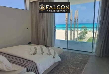 فيو عالمي قدام البحر مباشره وبخصم 25% تشطيب فاخر جدا بشاطئ رملي ناعم ومياه فيروزيه نقيه تشبه المالديف