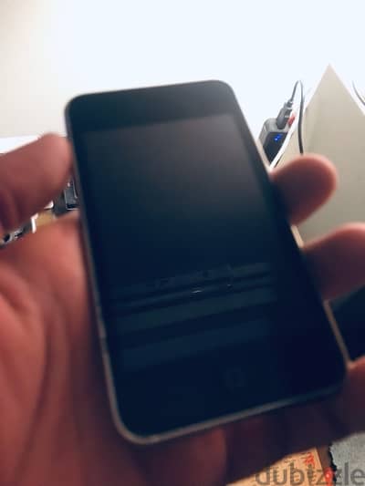mp4  من ابل جهاز ipod touch الجيل الثانى