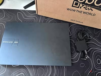 ASUS VivoBook 15 - i513gen - 16gb ram - 512gb m. 2