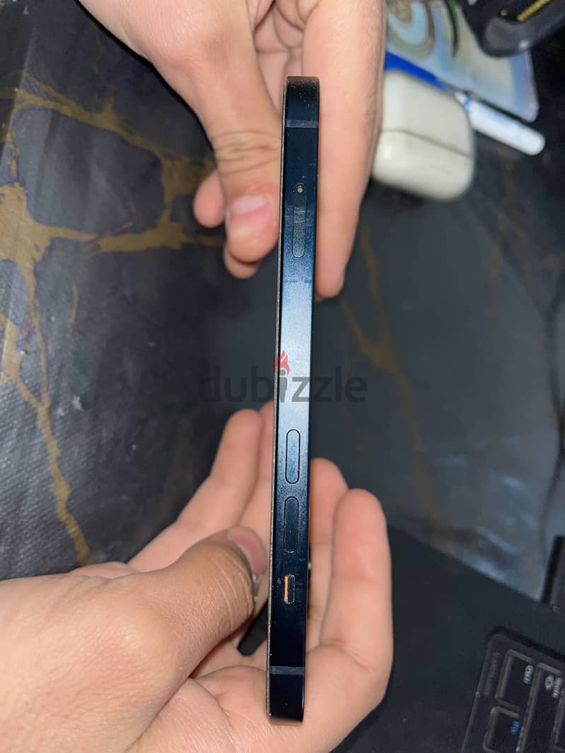 iPhone 13 1