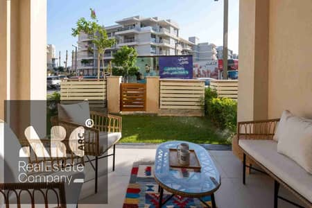 شاليه لقطه للبيع مارينا مراسي ويست غرفتين بحري صريح خطوات للمارينا لوكيشن مميز جدا/Marasii north coast
