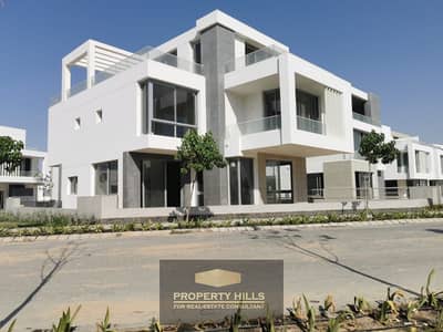 Ready to move villa 370 sqm in the heart of the Northern Expansions