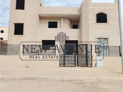 فيلا مستقلة  بإطلالة مفتوحة على مساحات خضراء بسعر أقل من السوق | في كمبوند الشيخ زايد بمنطقة الفيلات