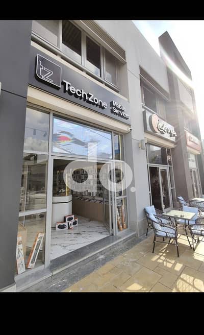 محل كورنر 76 متر للبيع في مدينتي، موقع مميز جداً لفترة محدودة - عرض رائع