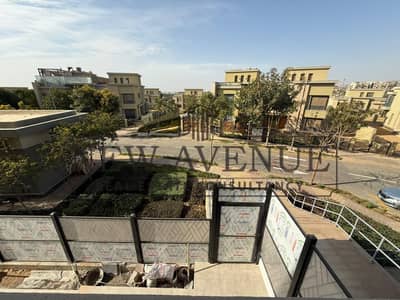 شقه فى سوديك ڤيليت Sodic Villette للبيع تطل على مساحات خضراء