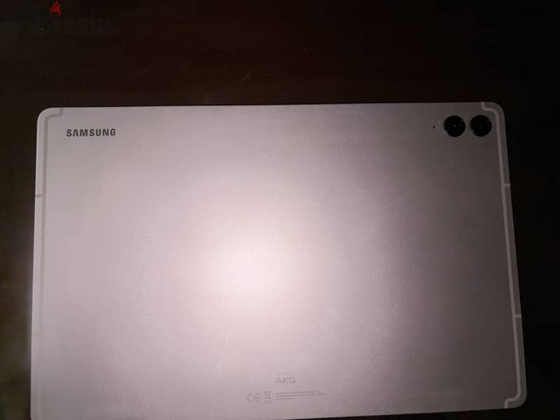 Samsung tab S9 Fe plus 3