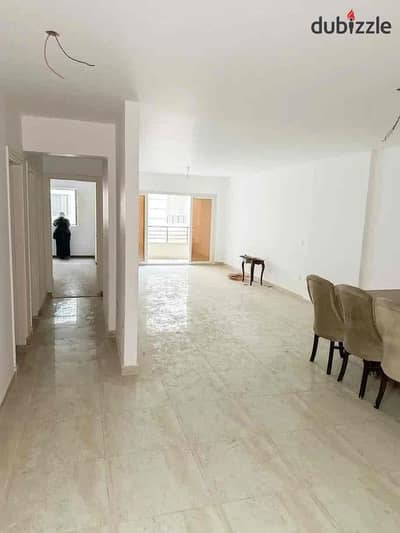 Apartment for sale 171m / Smouha Pharma City Compound Pharmacists in front of Al-Ittihad Club with open views