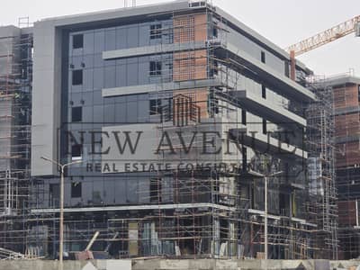 مبني اداري بجراج تحت الارض للبيع في Sky Ridge شيراتون مساحة ٣,٦٨٠ متر