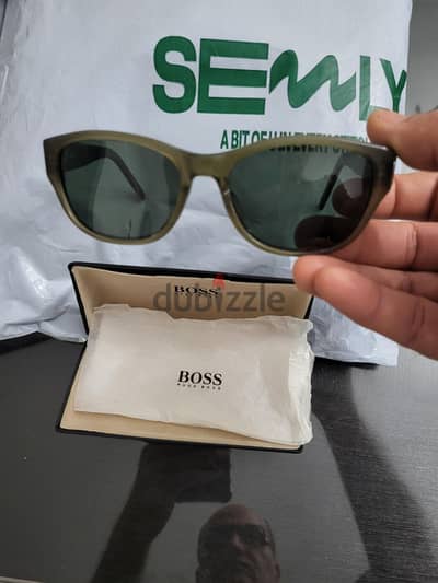 HUGO  BOSS SUN GLASSES MADE IN JAPAN نظارة شمس هوجو بوس بلورايز