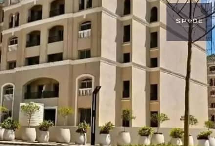 شقة للبيع في لافينير – جاهزة للاستلام  شقة نصف تشطيب داخل L'Avenir Compound