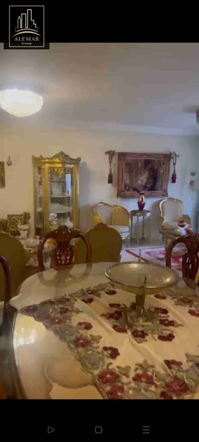 شقه نموذج 400 ارضي بحديقه خاصه بيع في مدينتي أمام النادي اتجاه بحري صريح