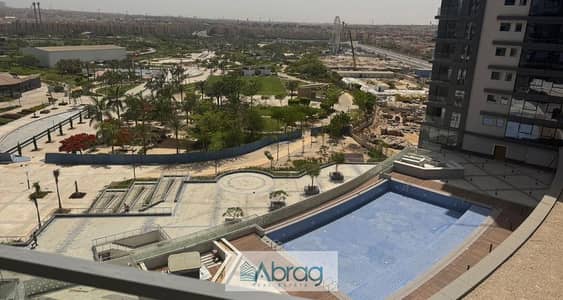شقة 168م فيو بارك وبول بأبراج زيد الـ 20 دور