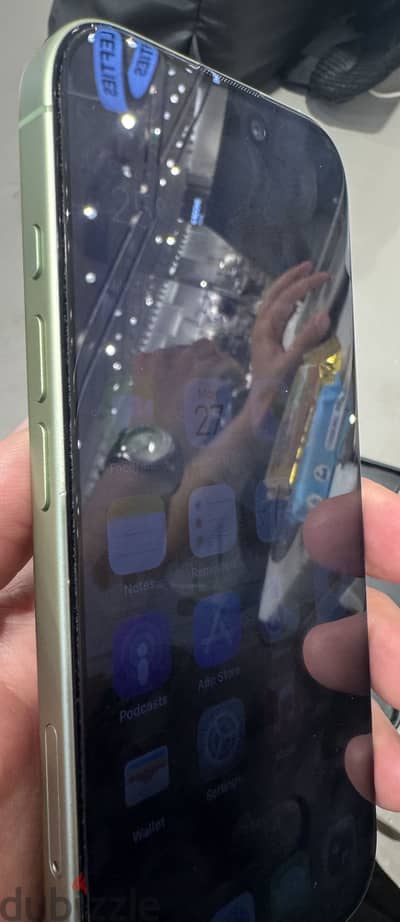 iPhone 17