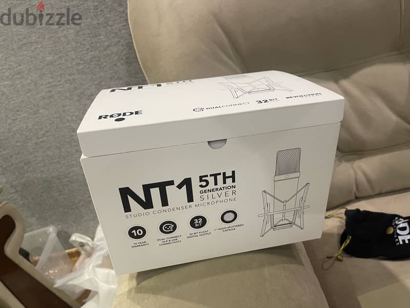 Rode nt1a 5th gen + stand 1