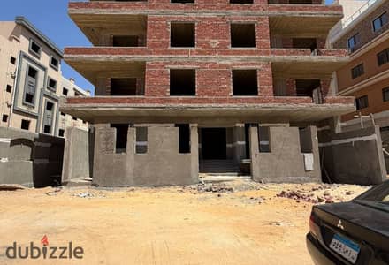 شقة  لبيع في بيت الوطن،عمارة  مبنيه بالكامل فى القاهرة الجديدة جاهزة لاستلام موقع مميز تاني نمره من التسعين الشمالي