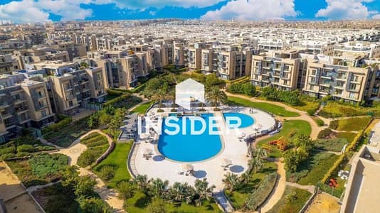 شقة 3 غرف للبيع بسعر أقل من الماركت في جاليريا مون فالي – القاهرة الجديدة، جاهزة للاستلام.