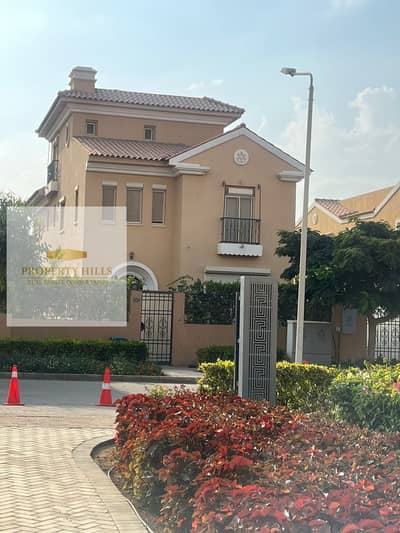 Twin House for Sale in Hyde Park, Fifth Settlement, the Lowest Price in the Market with the Longest Payment Period