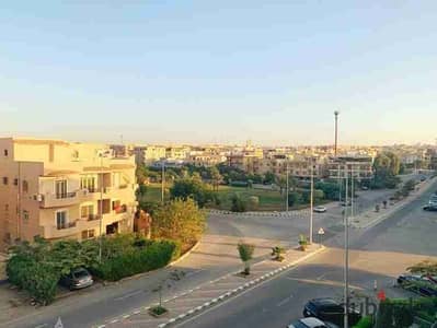 شقة للبيع 300 متر في فيلات البنفسج 1 امام كمبوند سوان ليك نصف تشطيب شقة للبيع 300 متر في فيلات البنفسج 1 امام كمبوند سوان ليك نصف تشطيب