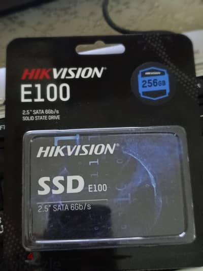 Hikvision E100 256GB 2.5" SATA Solid State Drive (SSD).