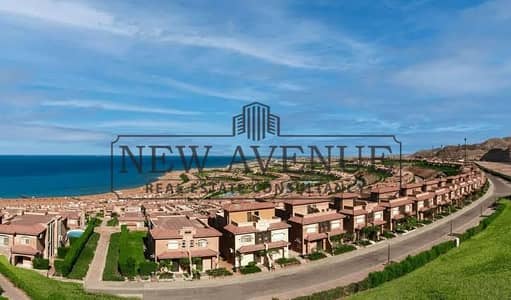 توين هاوس متشطب بالكامل بالتكيفات يطل على البحر فى مشروع تلال العين السخنة Telal Sokhna