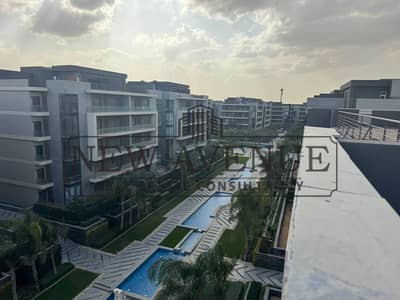 بنتهاوس ب روف في باتيو اورو لاڤيستا - Patio Oro La Vista موقع مميز و سعر مناسب استلام فوري
