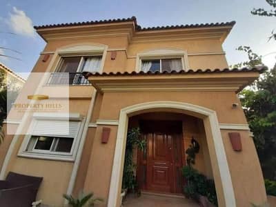 Last distinctive villa finished with air conditioning in the Fifth Settlement ready for viewing and with comfortable payment installments