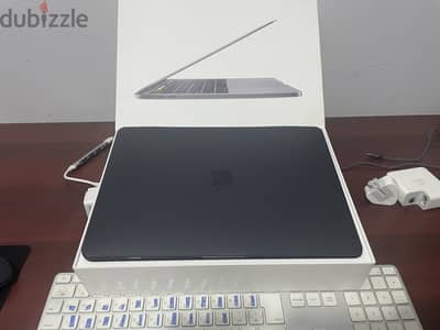 MacBook pro like new