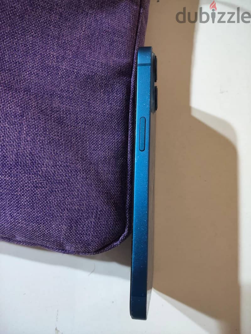Iphone 13 with box 3
