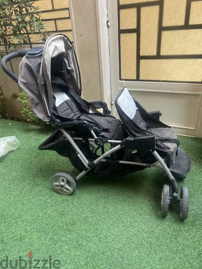 Twins stroller brand graco from USA