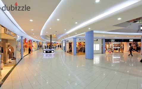 Lowest price for a unit in the heart of New Cairo, inside Highlight Mall, directly from 90th Street. | Unit for sale - from the owner - New Cairo