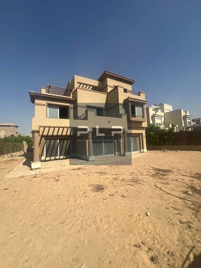 Standalone villa for sale in Palm Hills Katameya 2 compound, ready for immediate occupancy and in a prime location in New Cairo, at below market price
