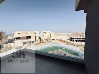 شاليه للإيجار في هاسيندا وايت – الساحل الشمالي | 3 غرف ماستر وإطلالة بحر