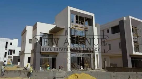 فيلا مستقلة للبيع في موقع متميز وإطلالة رائعة على البحيرة في سعادة القاهرة الجديدة Saada من تطوير شركة هورايزون فيلا مستقلة للبيع في موقع متميز وإطلالة رائعة على البحيرة في سعادة القاهرة الجديدة Saada من تطوير شركة هورايزون