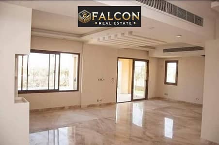 Apartment for sale, 3 rooms, ready to move, finished, in Fifth Settlement, next to the American University.
