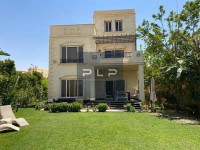 أقل سعر فيلا مستقله ريسيل متشطبه بالكامل بسعر لقطه و أكبر مساحة في أرقى كمبوند في التجمع الخامس أمام الجامعة الأمريكيه , كمبوند زيزينيا جاردن