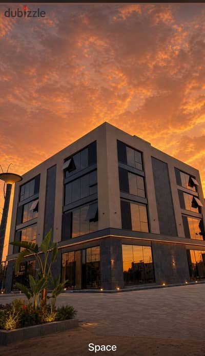retail for sale in space el sheikh zayed prime location on the Axis.