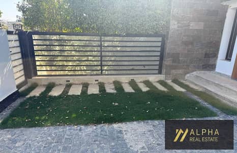 Townhouse for sale in Hyde Park New Cairo 160 sqm built up 220 sqm land middle unit first use semi furnished prime location ideal for living or invest
