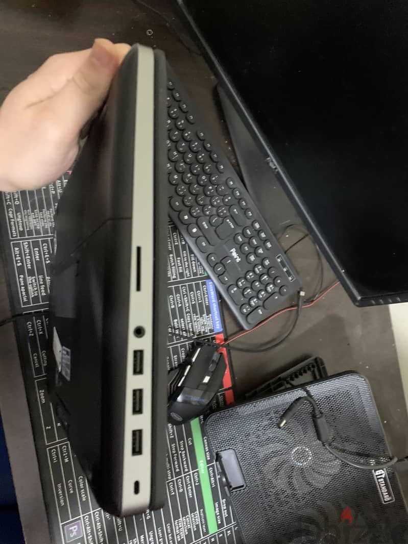 Dell 7520 5