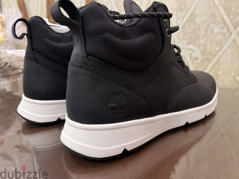 Timberland size 44 new 2