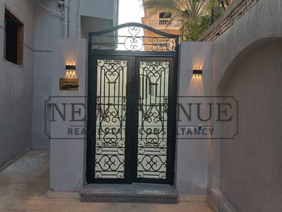 Duplex sherouk 2 region 8th 3 Bedrooms 1 master 3 Bathrooms  Fully finished 1 master