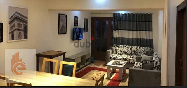شقـة مفـروشـة بـ سموحـة / خطـوات مـن النادى 130 م