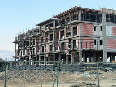 دوبلكس أرضي بحديقة للبيع فيو حديقة في تلال إيست فترة سداد طويلة Telal East  تطوير شركة رويا للتطوير العقاري القاهرة الجديدة قريبة الاستلام اقل من سعر