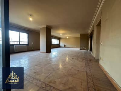 شقة للبيع 286م ميدان هيئة التدريس من مصدق